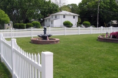 Cape Cod Concave Picket Vinyl fence