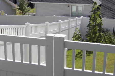 vinyl-fence-boise-med2